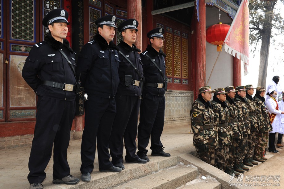 “beat365亚洲体育官方网站”中国内河最深水位钻孔平台成功浮运到位(图3) beat·365