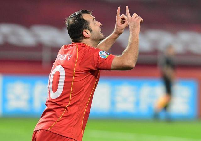 beat·365-
有一种励志叫潘德夫:国家队生涯19年 他终于能到场欧洲杯了(图2) beat·365-
有一种励志叫潘德夫:国家队生涯19年 他终于能到场欧洲杯了(图2)